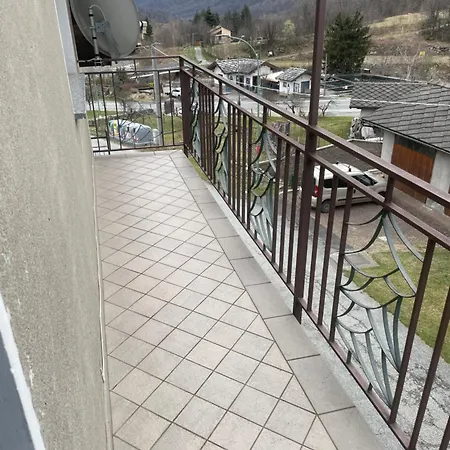 아파트 Val Chisone Attic 로레 투린